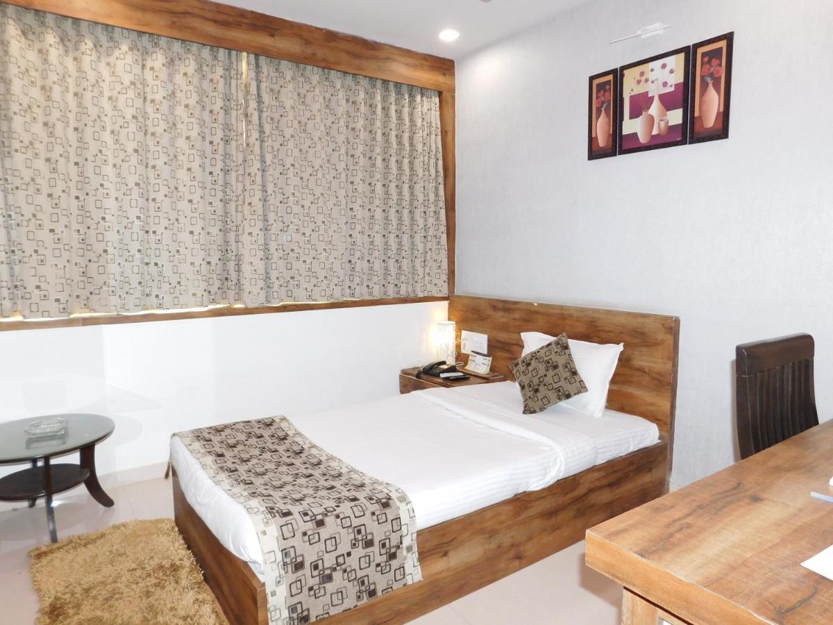 Hotel Shiva Club And Resort Mundra Luaran gambar